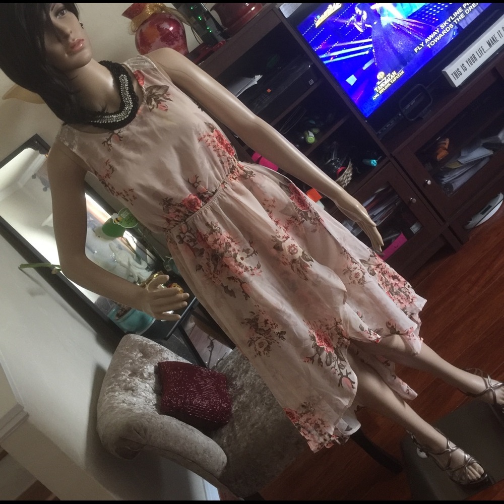 Forever 21 High & low Floral dress - Picture 4 of 8