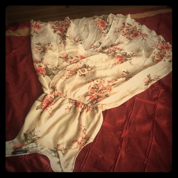 Forever 21 High & low Floral dress - Picture 5 of 8