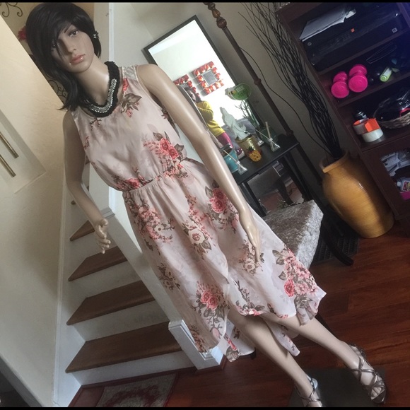 Forever 21 High & low Floral dress - Picture 3 of 8