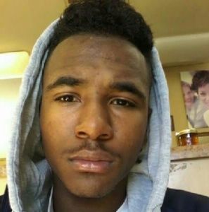 Meet your Posher, Aaron