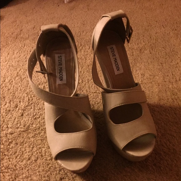 Steve Madden wedges