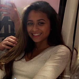 Meet your Posher, Brittany