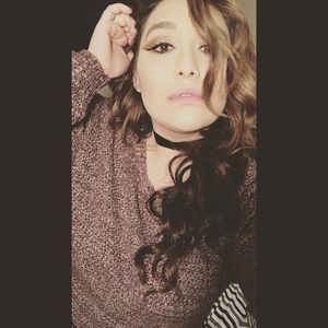 Meet your Posher, Destiny