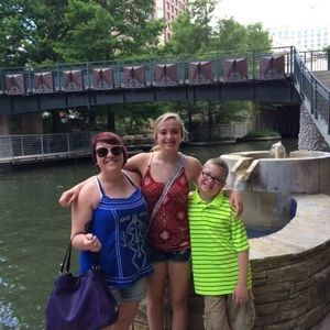 Meet your Posher, Tara