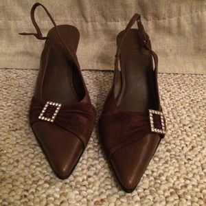 RSVP brown pumps w/ embellishment - leather unworn