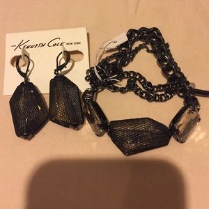 Kenneth Cole earring & bracelet set