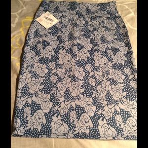 Blue Floral/Rose LuLaRoe Cassie Skirt