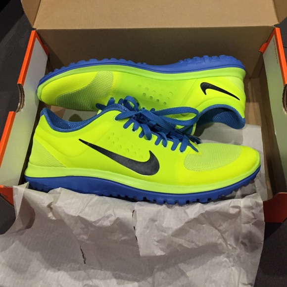 Never worn Nike FS Lite Run