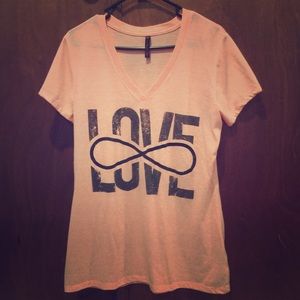 V-love infinity love shirt