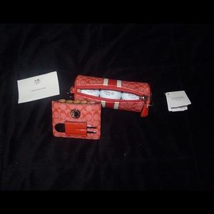 COACH Logo golf ball gift set