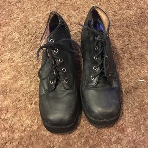 Jeffery Campbell Tristan-Lo