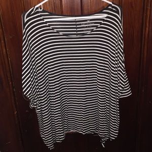 American Eagle 3-quarter length soft and sexy