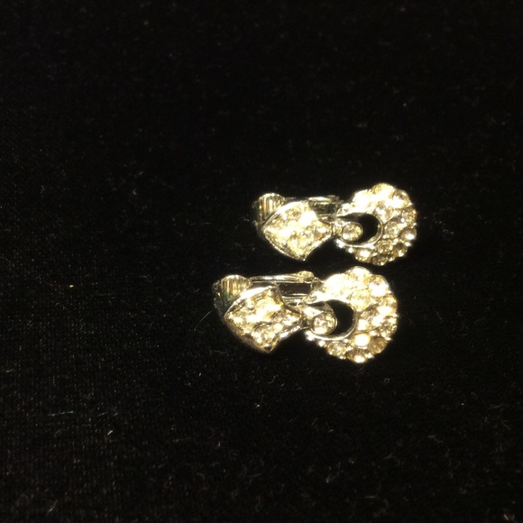 Gorgeous Faux Diamond Clip Ons - Picture 5 of 5