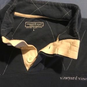 Vineyard vines large blue sweater