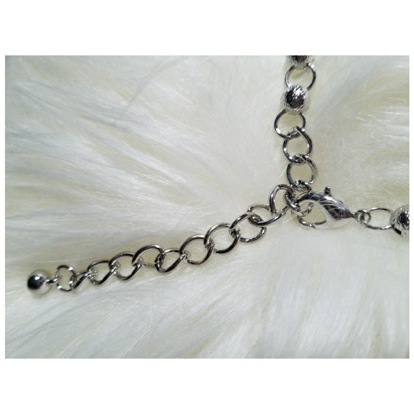 One Left ...Beaded Bib To Spark Your Outfit - Picture 4 of 4