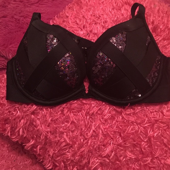 Victoria Secret Bra size 32B