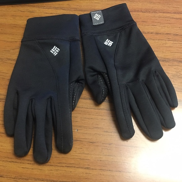 Woman's Columbia Gloves