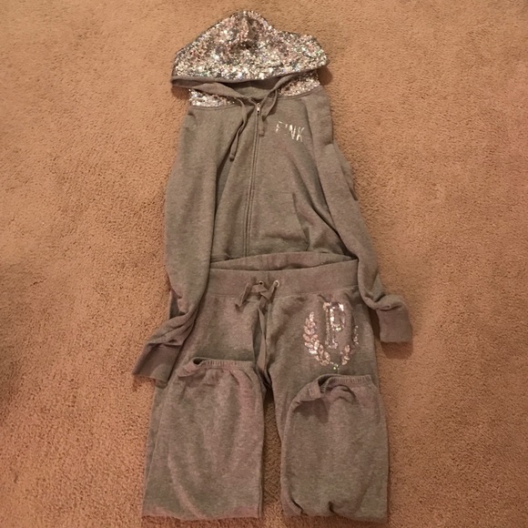 PINK Victoria's Secret Tops - 💖Victorias Secret Sequin Sweat Outfit💖