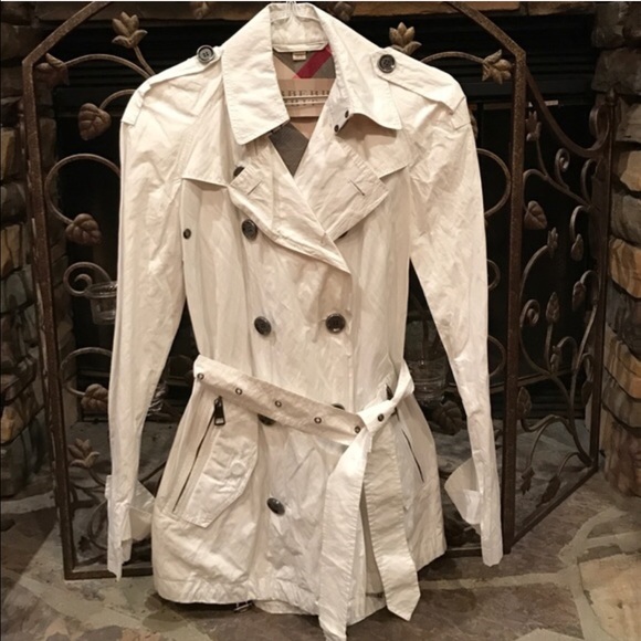 Great Burberry Brit White Rain Coat Size 6 Medium