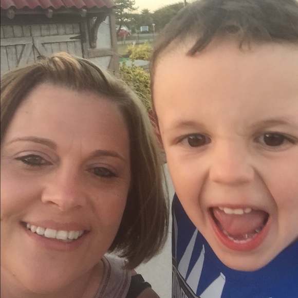 Meet your Posher, Donna - Picture 1 of 1