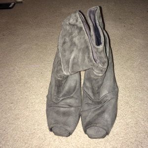 Open toed heeled boots