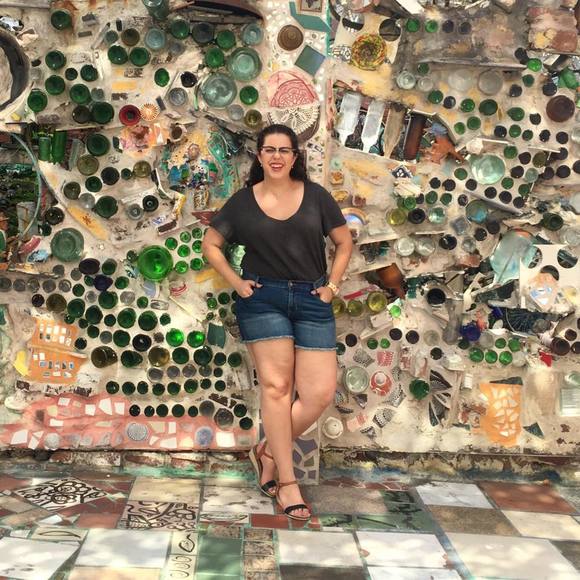 Meet your Posher, Lior