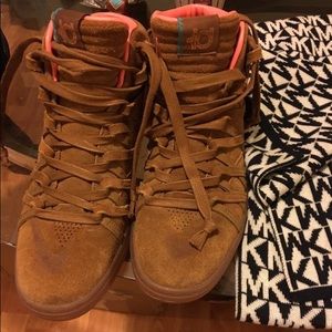 KD Lifestyle Hazelnut