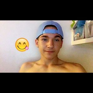 Meet your Posher, Mitchell