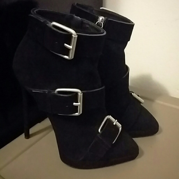 Giuseppe Zanotti Suede Bootie