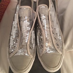 Converse sequin