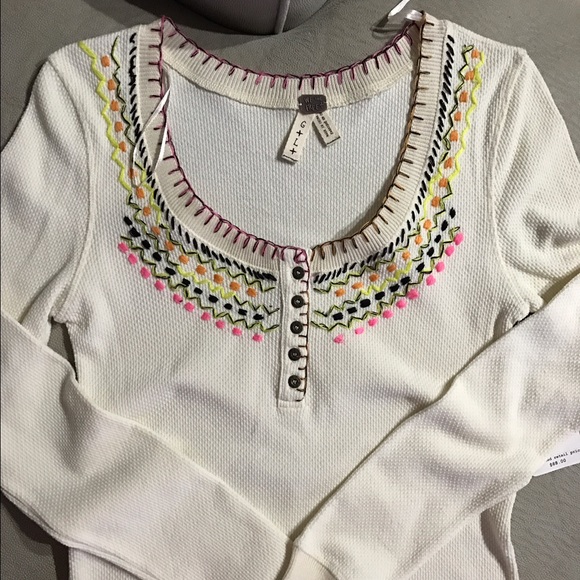 Free People Tops - Free People Scoop Neckline Thermal Top in ivory L