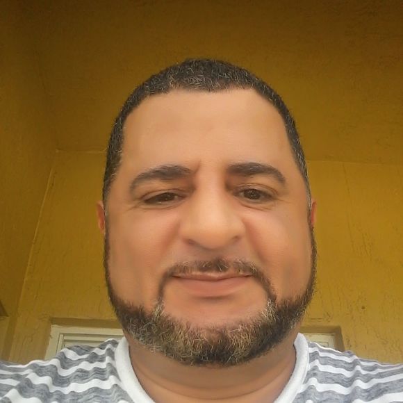 Meet your Posher, Roberto