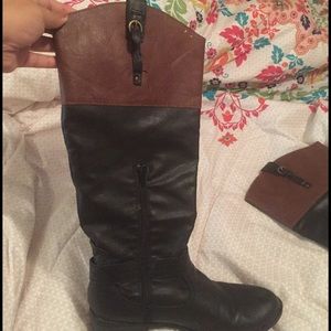 TRADEBlack and brown tall riding boots