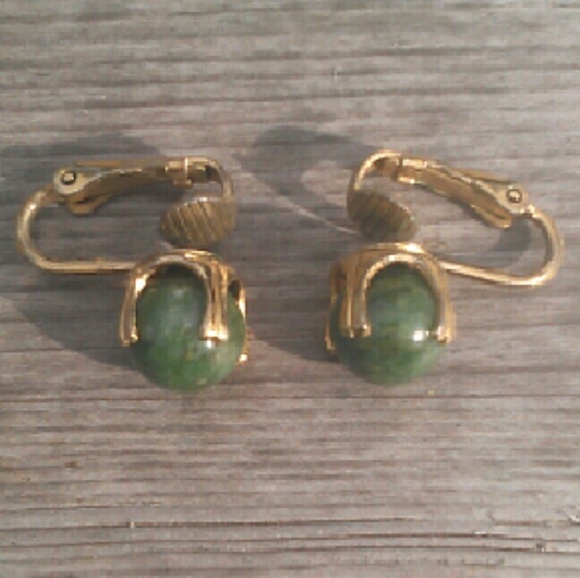 Vintage jade and gold clip earrings