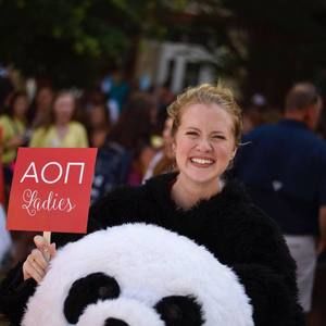 Meet your Posher, Abby