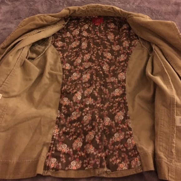 Jacket - Picture 2 of 3