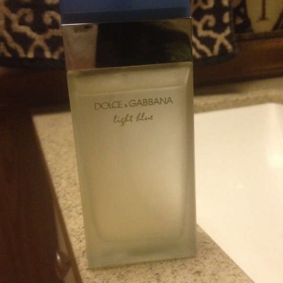 Dolce & gabbana light blue perfume