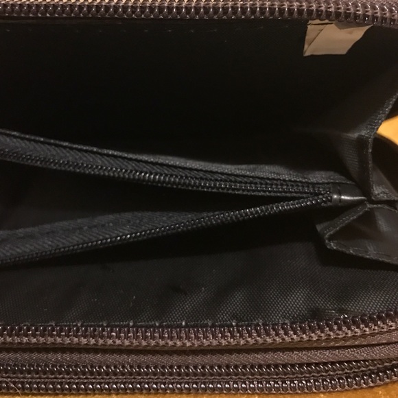 Wallet - Picture 3 of 4