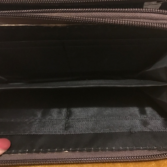 Wallet - Picture 4 of 4