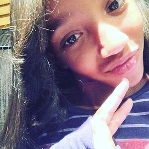 Meet your Posher, Timia