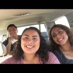 Meet your Posher, Alejandra