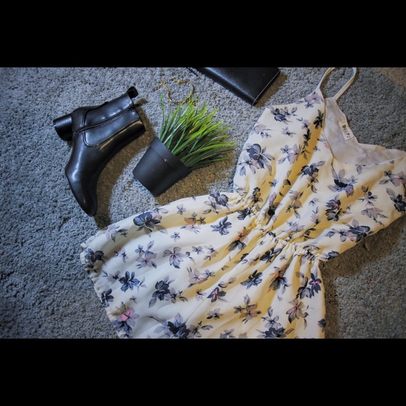 Flower print romper