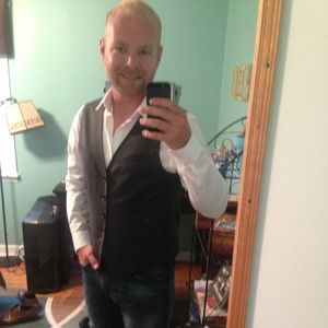 Meet your Posher, Chris