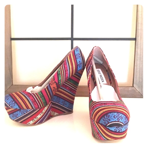 Steve Madden Pammyy Wedges