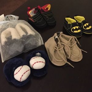 Crib shoes. Baby shoes.