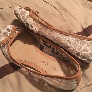 Lace flats