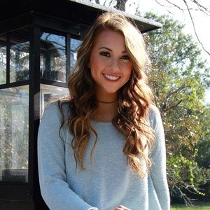 Meet your Posher, Hannah