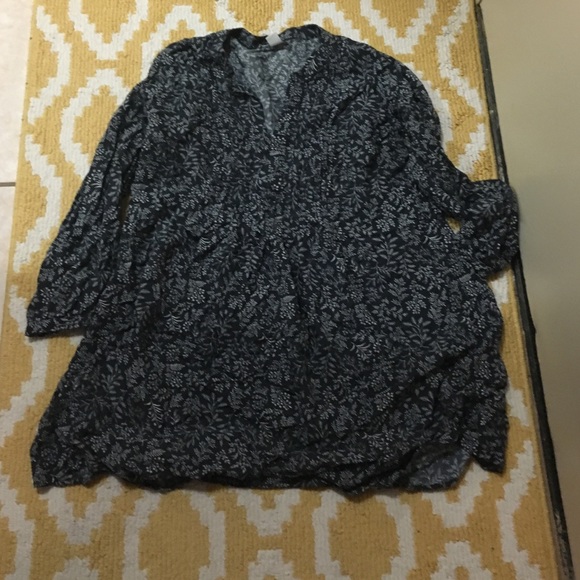 Grey and white tunic