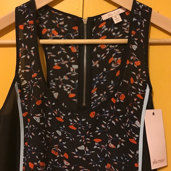 Ella Moss Floral Top - Picture 2 of 3