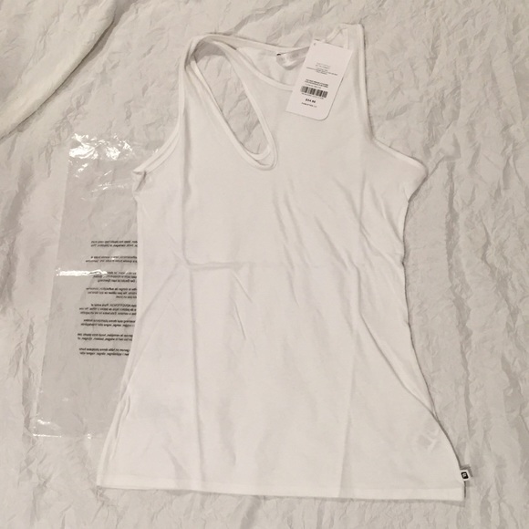 🎉 FINAL⬇️ 🎉NWT Fabletics Cleopatra Tank 💪🏼❤️ - Picture 2 of 4